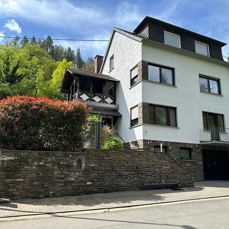 Deni'S Ferienwohnungen Klotten Exteriör bild
