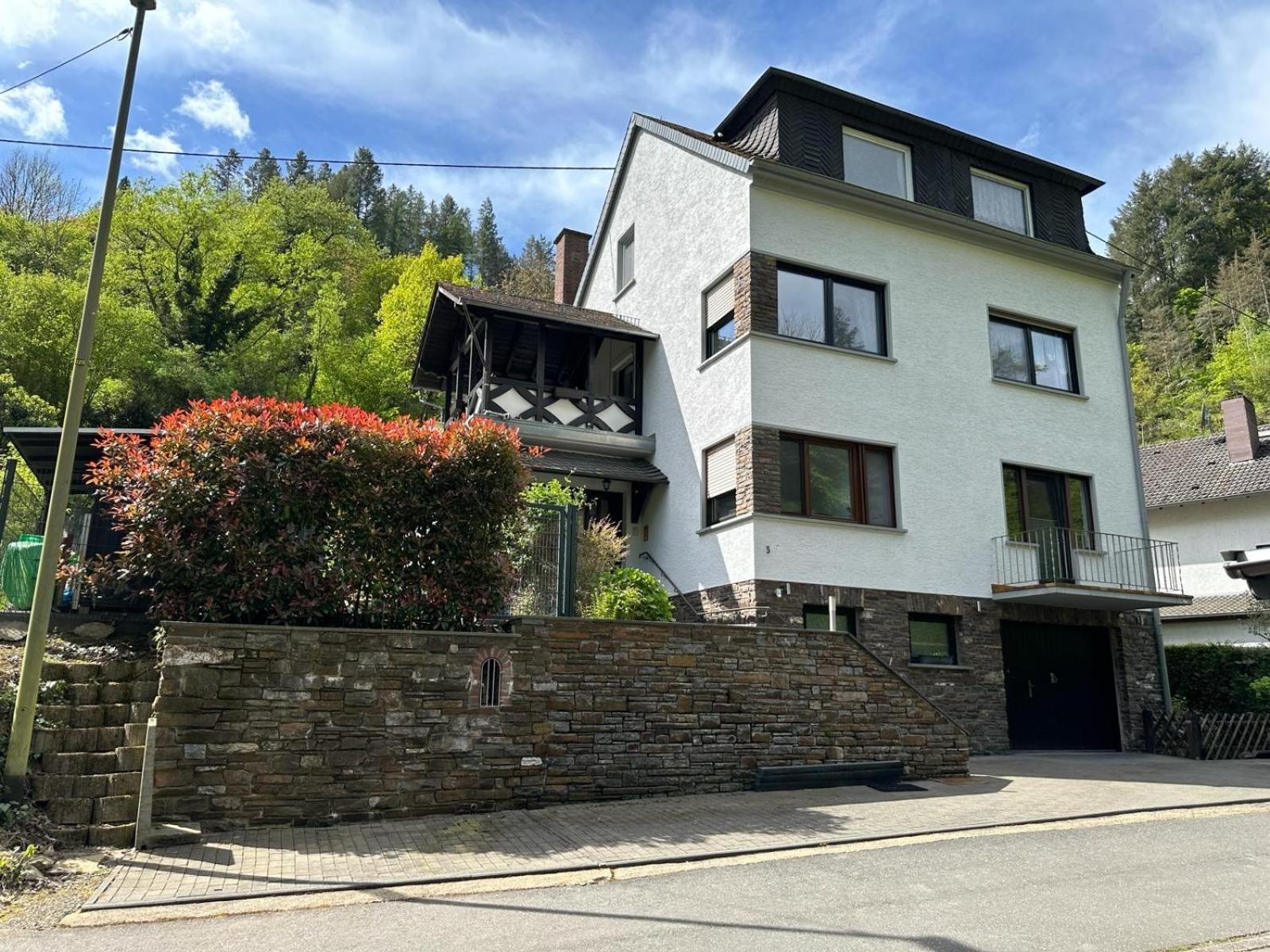 Deni'S Ferienwohnungen Klotten Exteriör bild