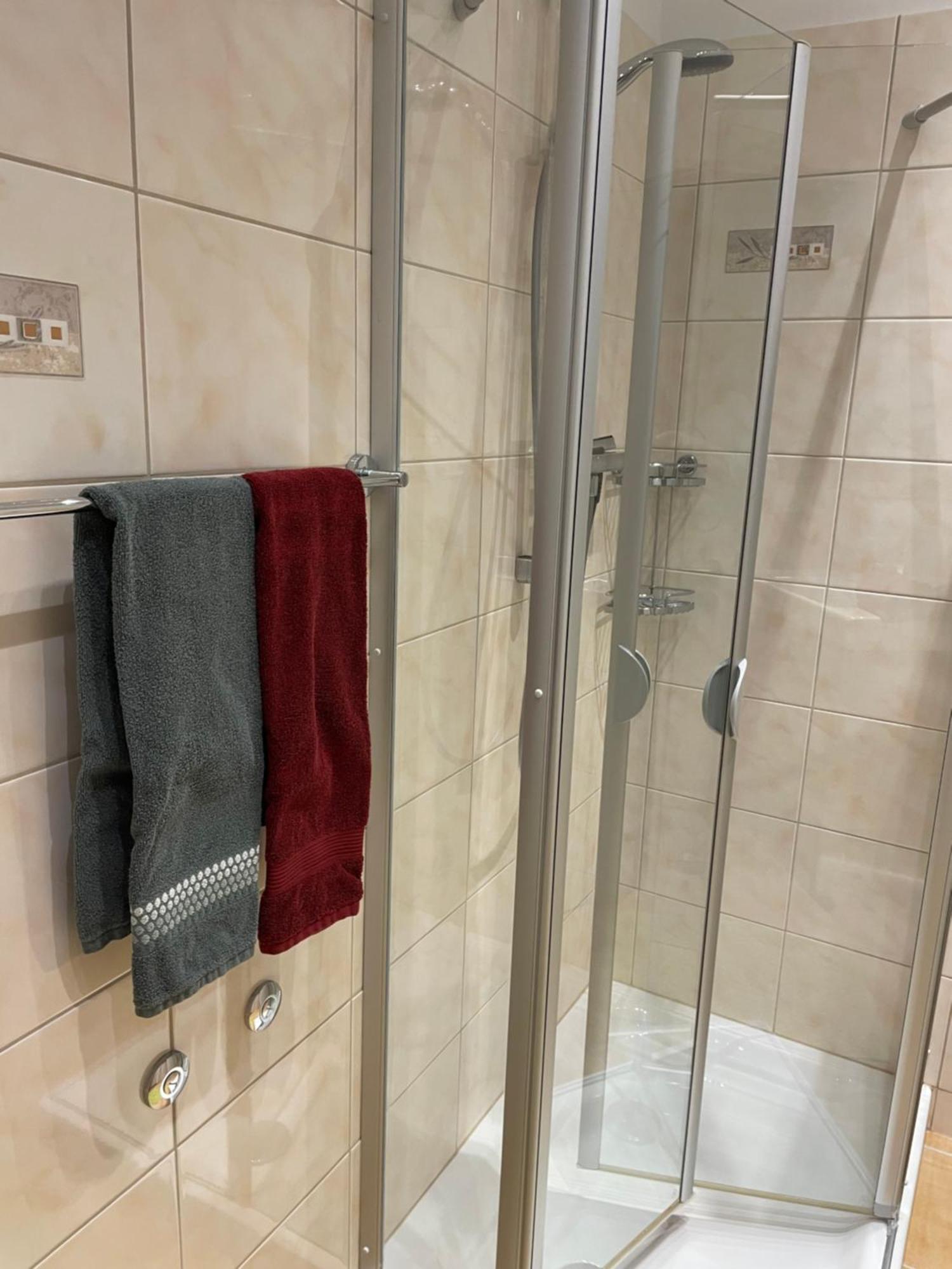 Deni'S Ferienwohnungen Klotten Exteriör bild